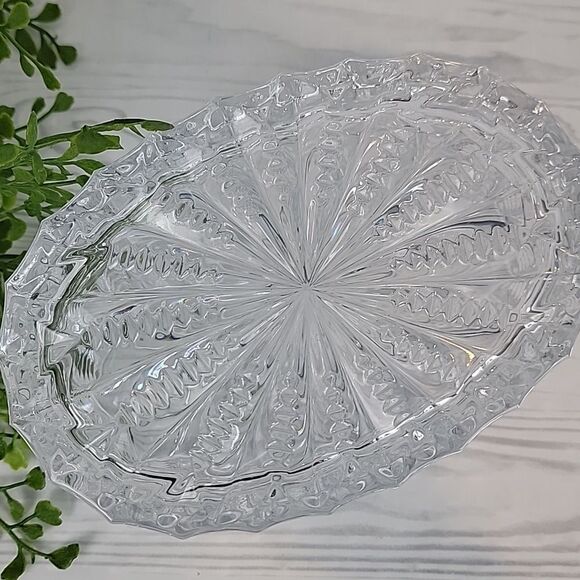 Bohemian crystal Royal Limited oval trinket box 6.5" X 4.5" - Picture 2 of 8